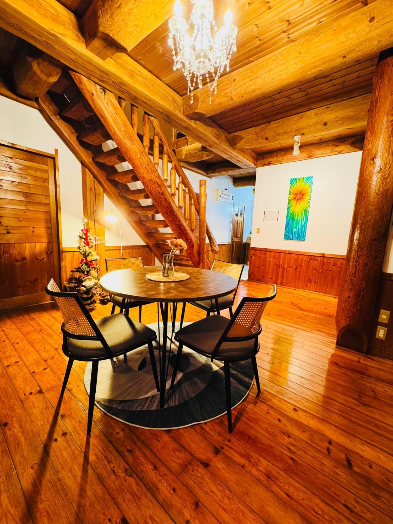 فندق Yufuin Log House No Yado Tom Sawyer المظهر الخارجي الصورة