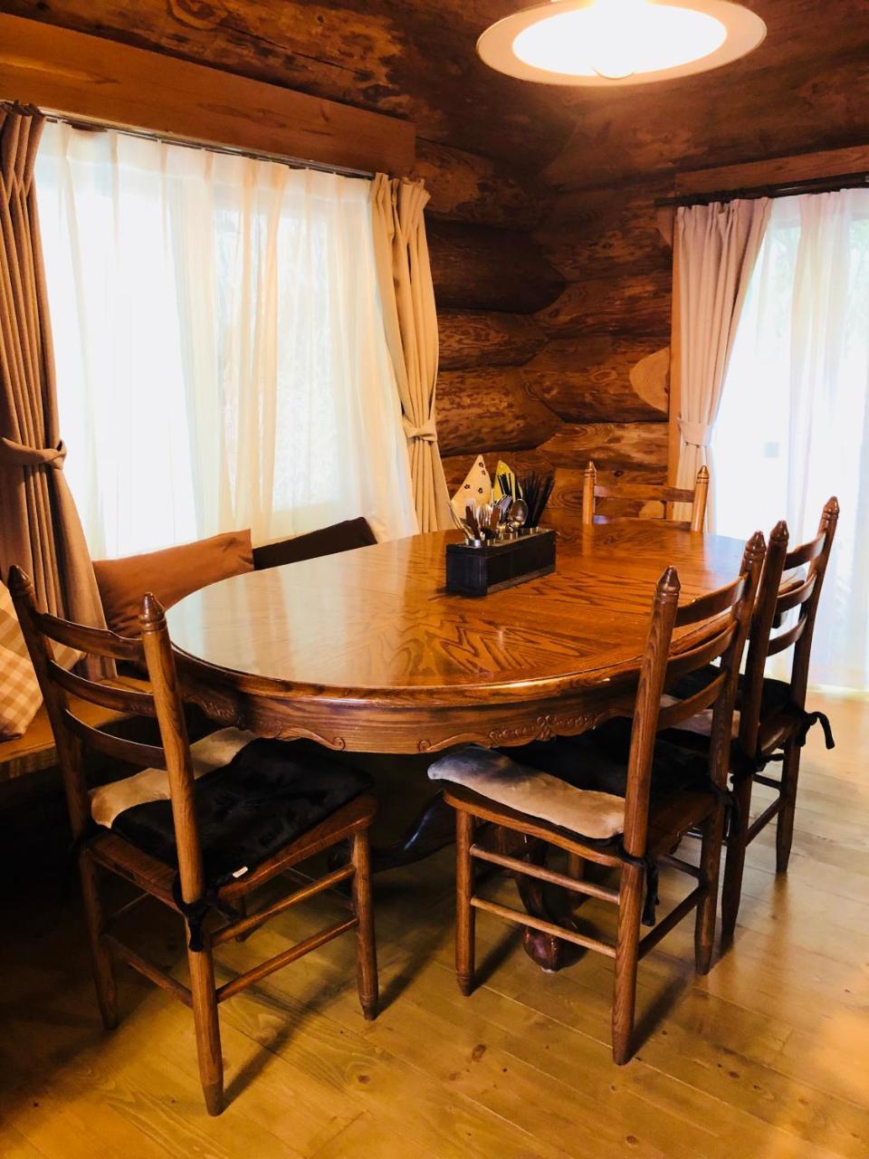 فندق Yufuin Log House No Yado Tom Sawyer المظهر الخارجي الصورة